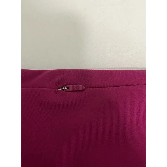 Lululemon 21" Deep Plum Burgundy Wine Crop Leggings Size 4 EUC - Picture 3 of 7